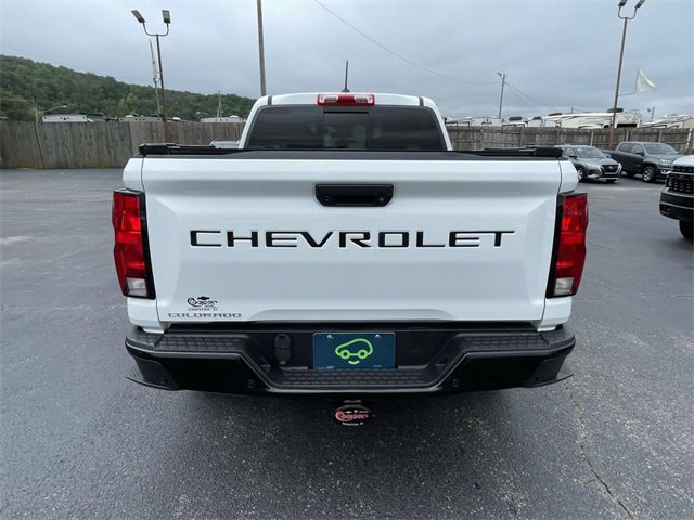 2024 Chevrolet Colorado Trail Boss photo 3