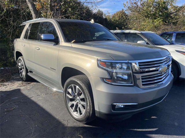 2018 Chevrolet Tahoe Premier photo 2