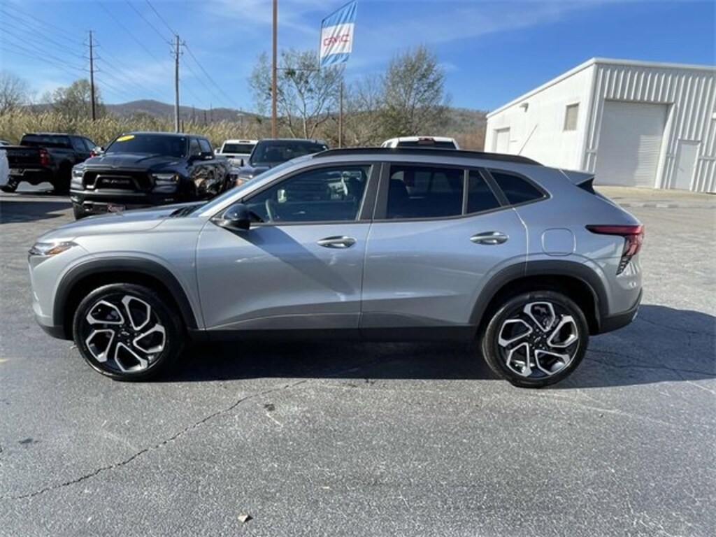 New 2026 Chevrolet Trax 2RS SUV