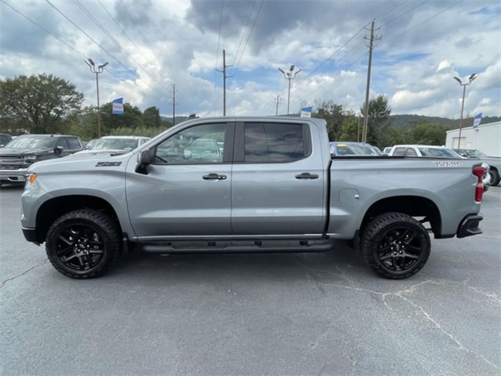 Used 2024 Chevrolet Silverado 1500 LT Trail Boss Truck Crew Cab