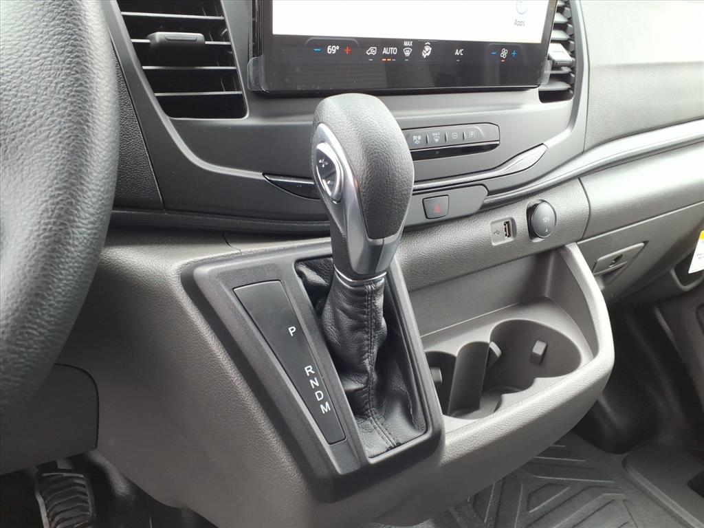 2026 Ford Transit Cargo Van photo 4