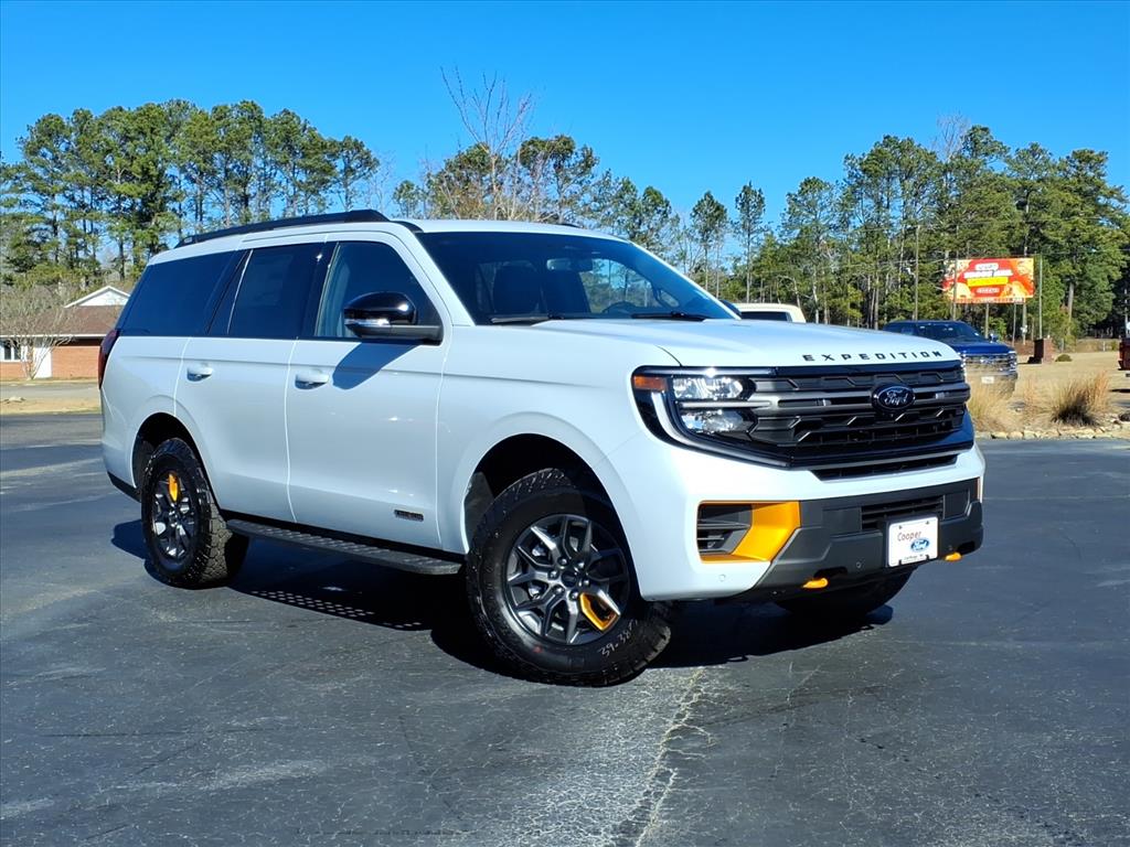 2026 Ford Expedition Tremor's photo