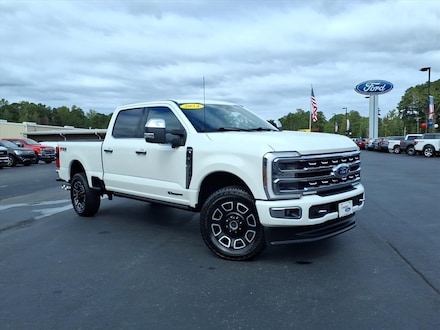 2024 Ford F-250SD Platinum Truck