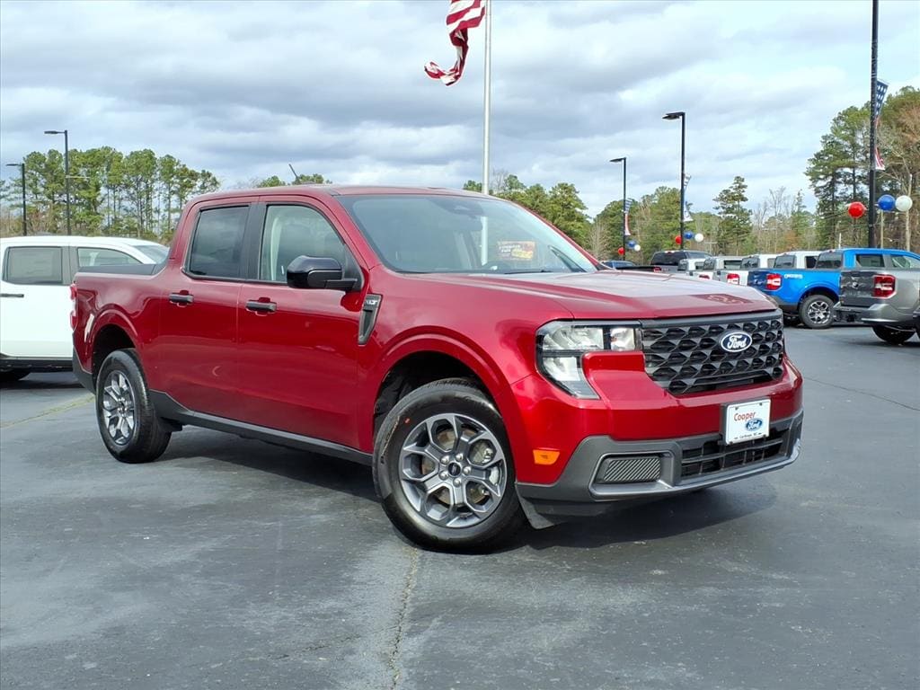 2025 Ford Maverick XLT's photo