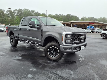 2025 Ford F-350SD Lariat Truck