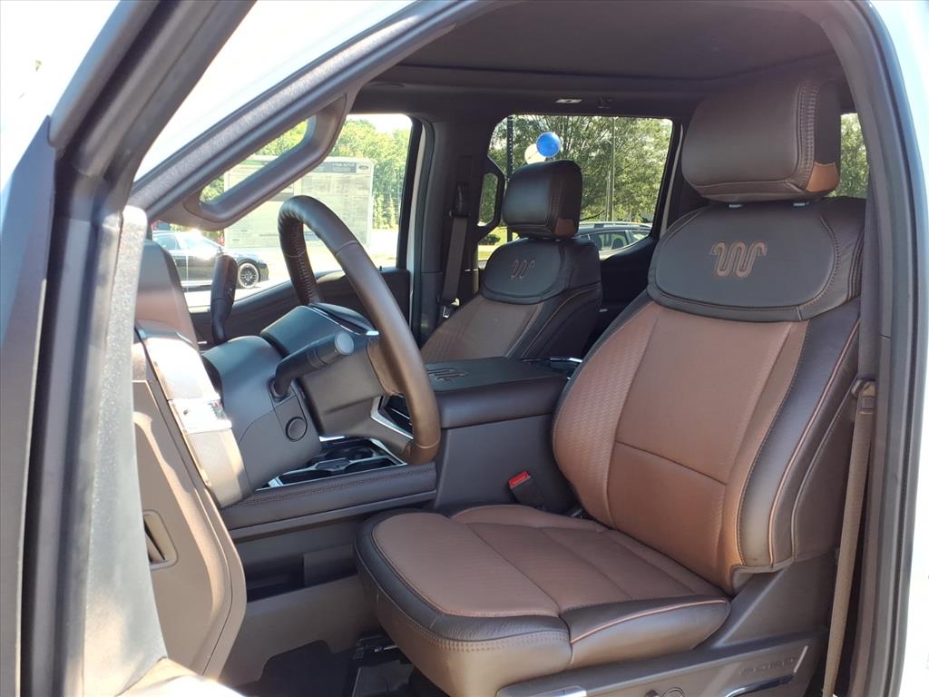 2026 Ford F-250 photo 3
