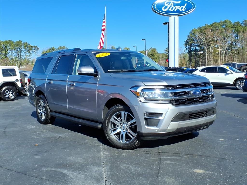 2024 Ford Expedition Limited's photo