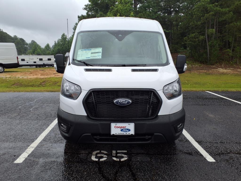 2025 Ford Transit photo 2