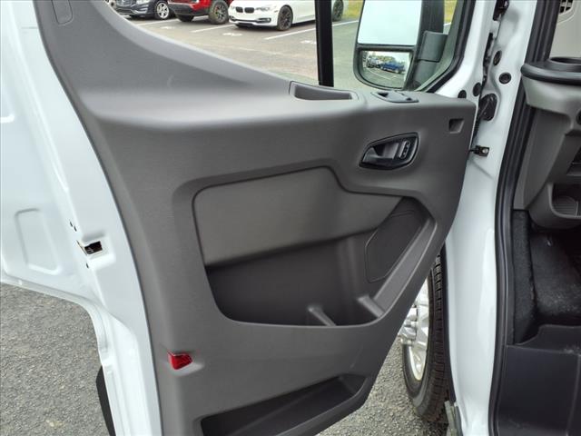 2025 Ford Transit photo 3