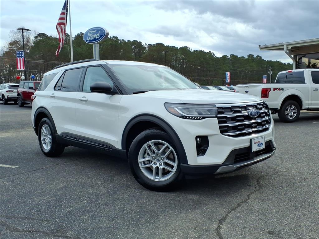 2026 Ford Explorer's photo