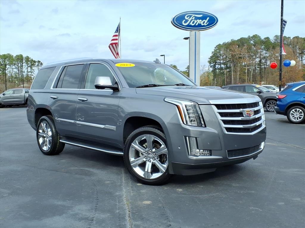 2019 Cadillac Escalade Luxury