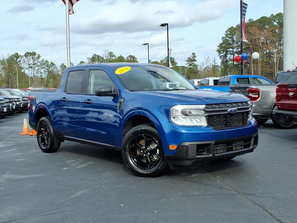 2023 Ford Maverick XLT's photo