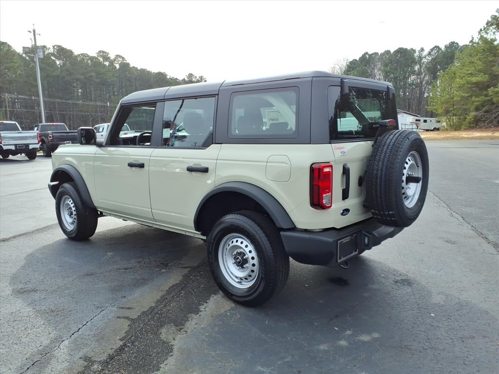 New 2025 Ford Bronco Base SUV