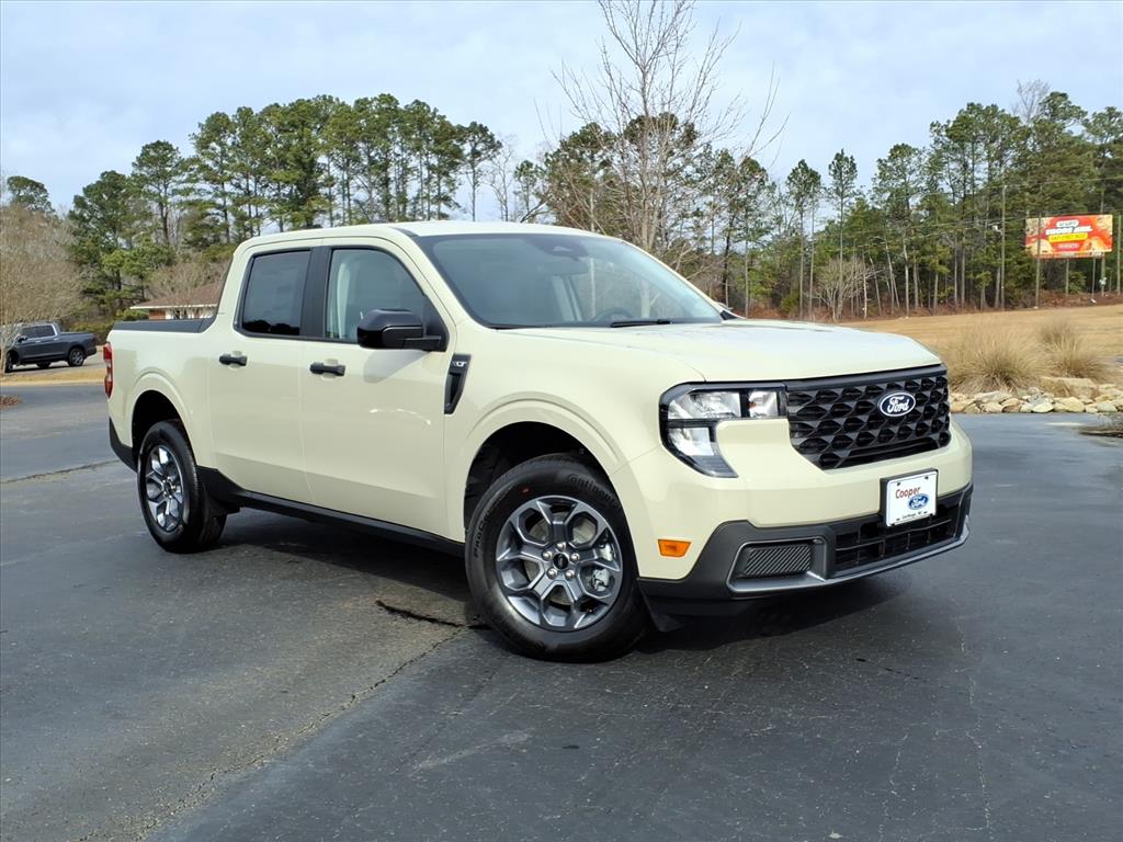2025 Ford Maverick XLT's photo