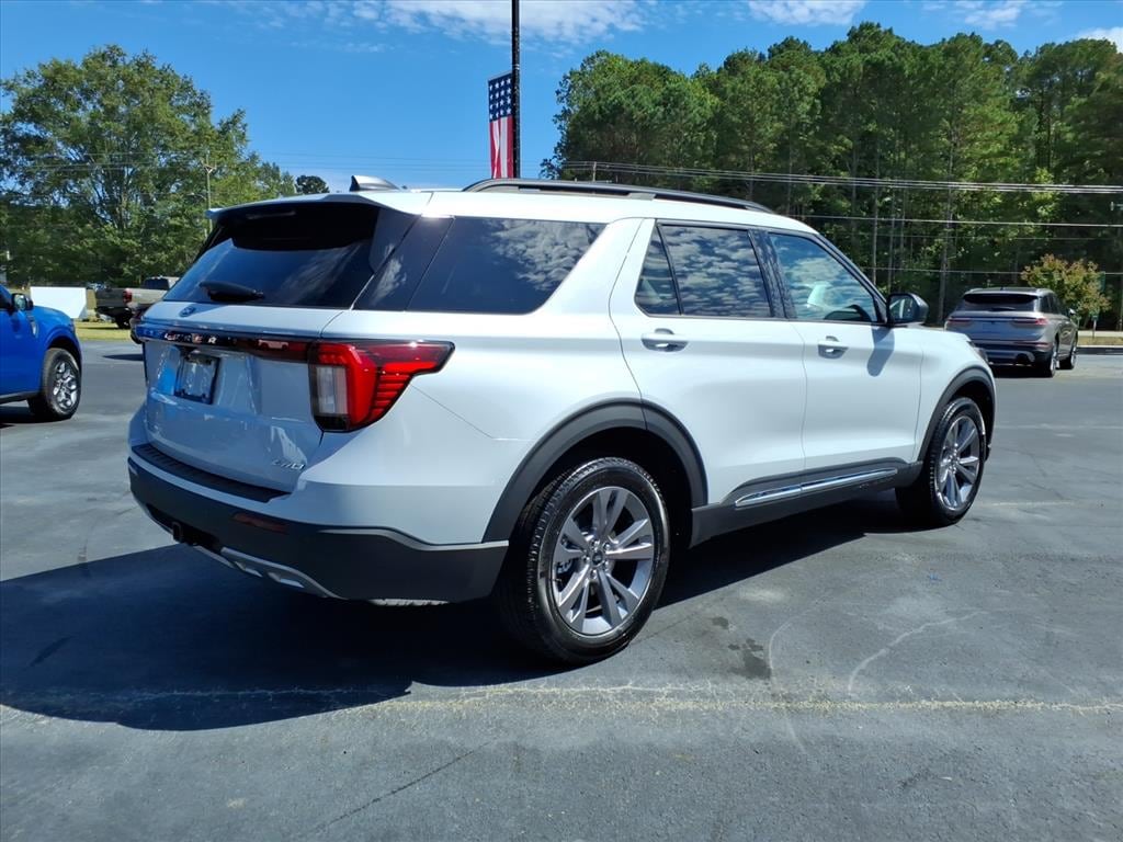 New 2025 Ford Explorer Active SUV