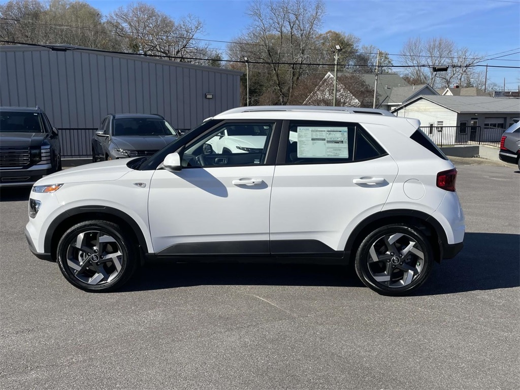 New 2026 Hyundai Venue SEL SUV