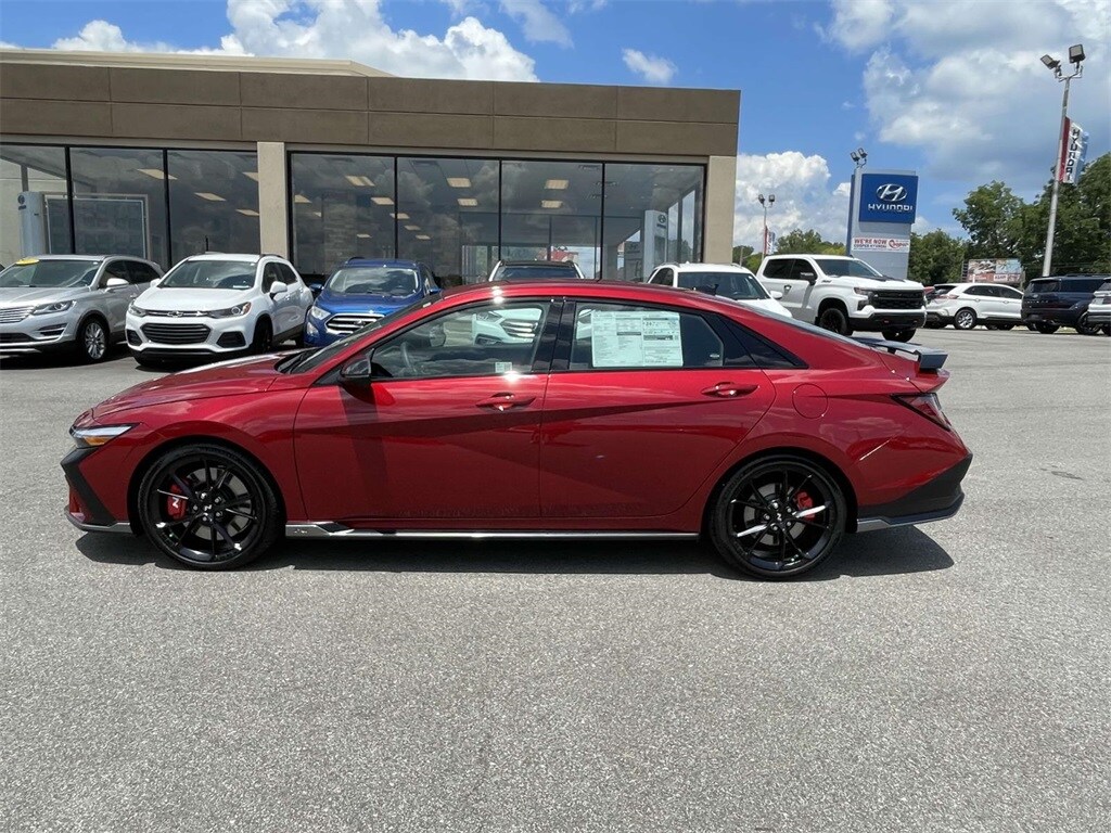 2025 Hyundai Elantra N Base photo 2