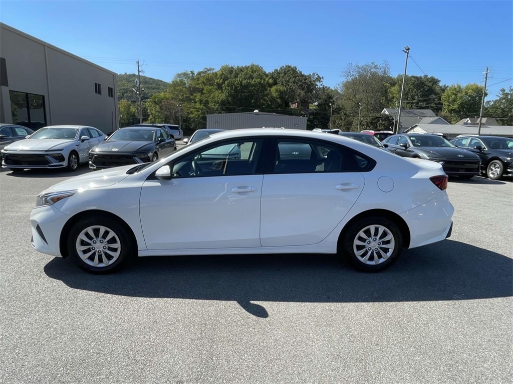 Used 2024 Kia Forte LX with VIN 3KPF24AD0RE819642 for sale in Anniston, AL