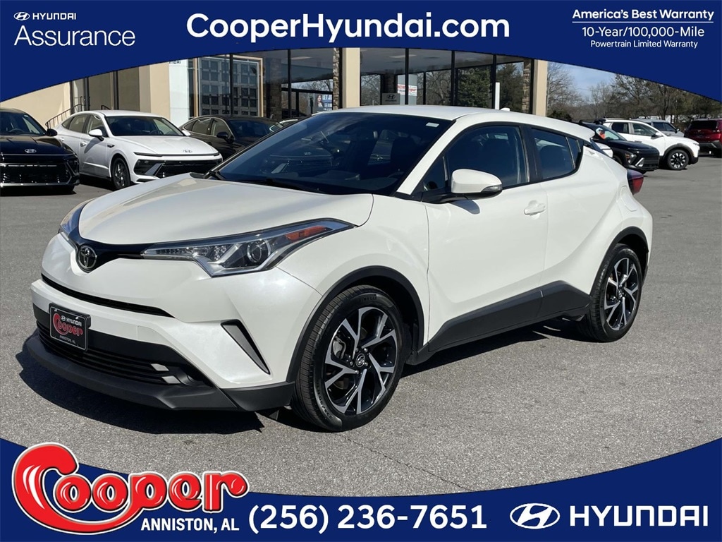 2018 Toyota C-HR XLE's photo