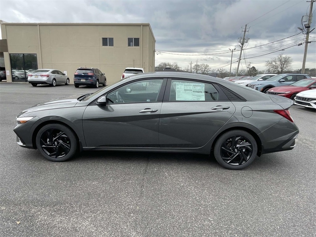 New 2026 Hyundai Elantra SEL Sport Sedan