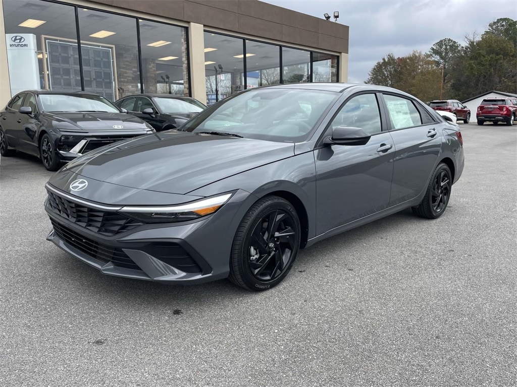 New 2026 Hyundai Elantra SEL Sport Sedan