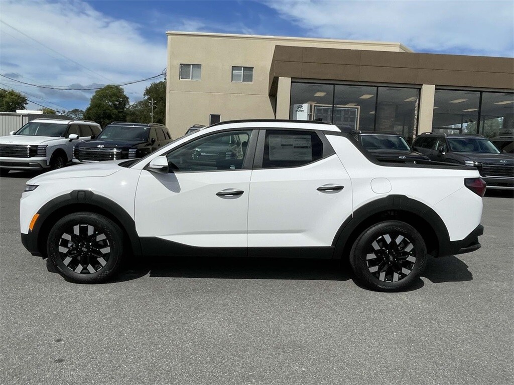 2026 Hyundai Santa Cruz SEL photo 2