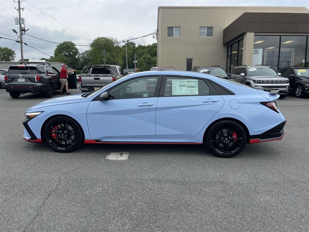 2025 Hyundai Elantra N Base photo 2