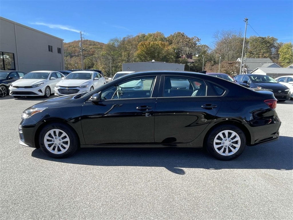 Used 2021 Kia Forte FE with VIN 3KPF24AD0ME404636 for sale in Anniston, AL