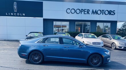 2018 Lincoln MKZ Reserve Reserve AWD with Naviagtion, Moon Roof, Heated Ste