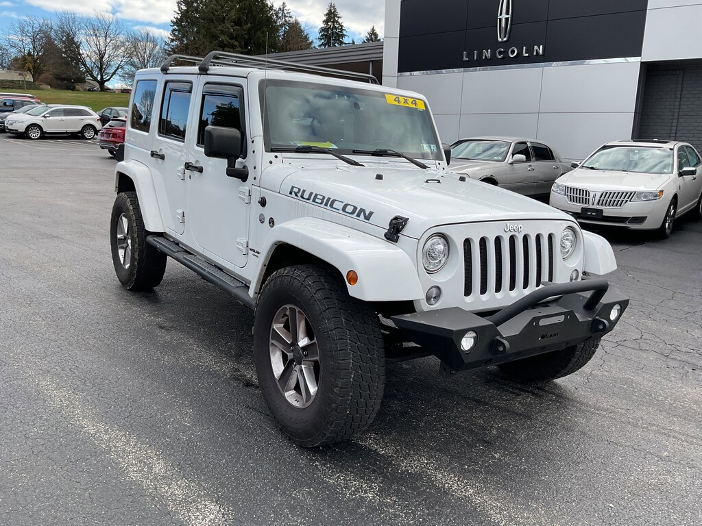 Used 2017 Jeep Wrangler Unlimited Rubicon Unlimited 4x4 with Navigation and Max Tow Rubicon 4x4