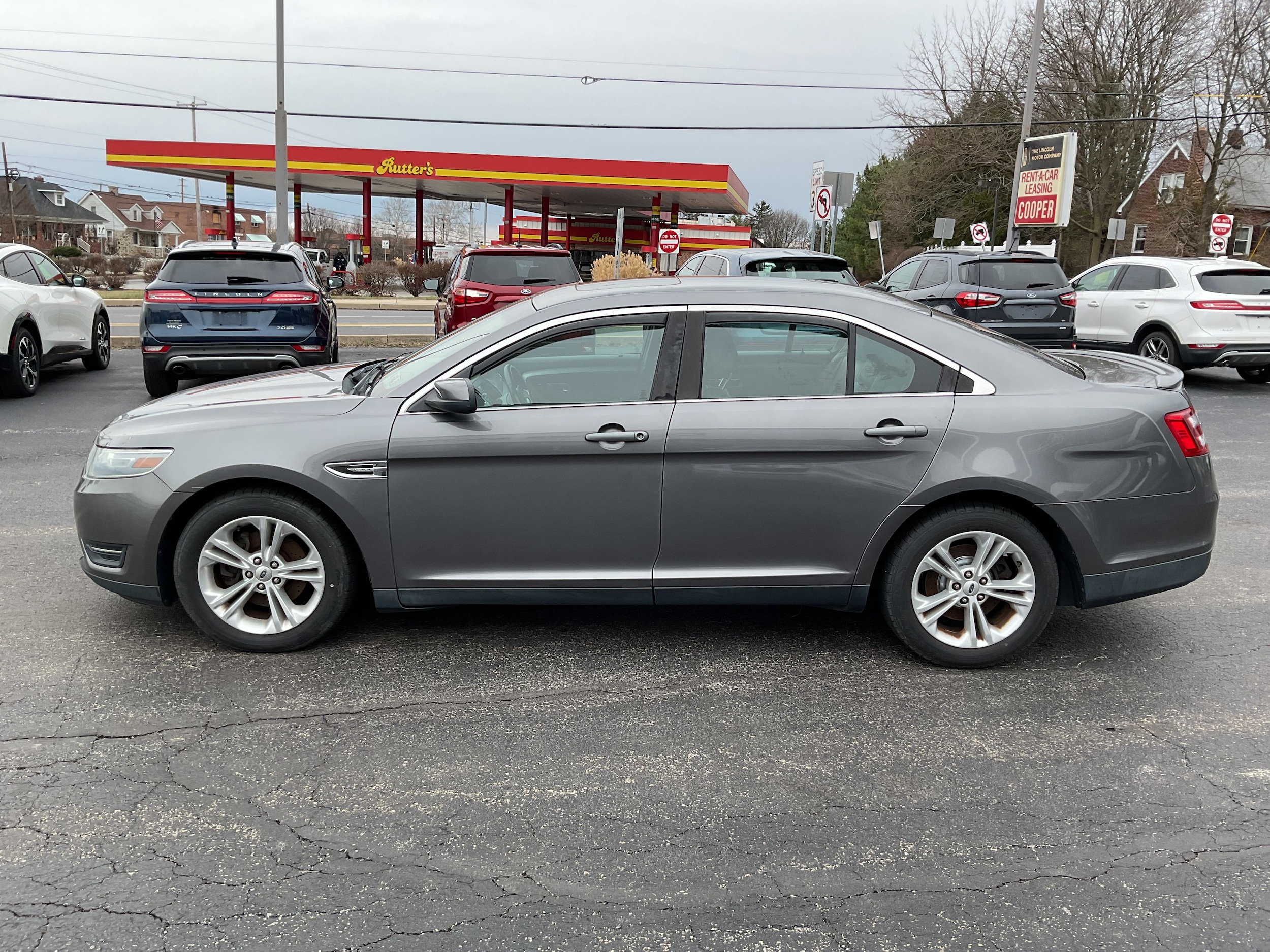 2013 Ford Taurus SEL - Photo 8