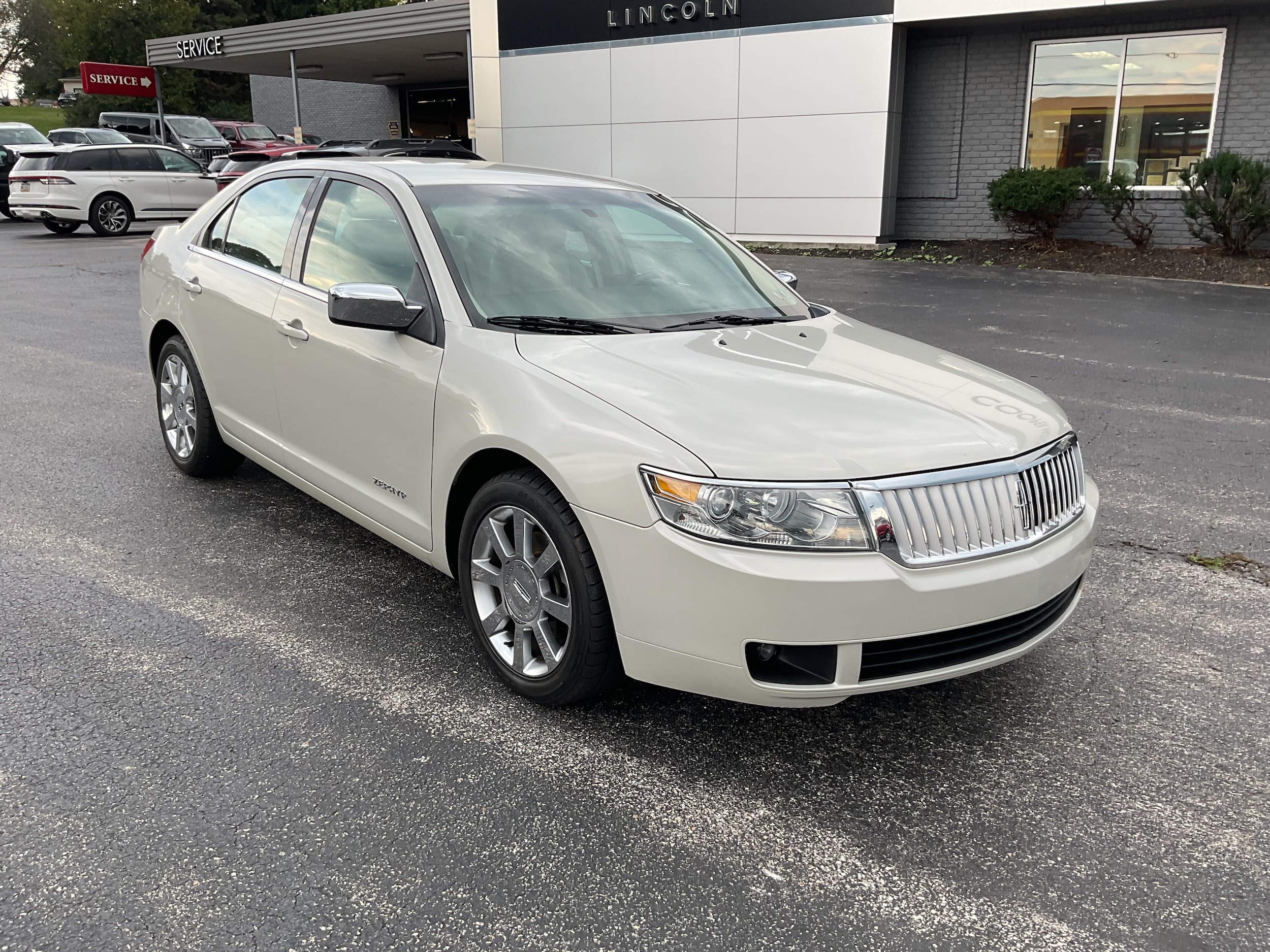 Used 2006 Lincoln Zephyr Base with VIN 3LNHM26136R604830 for sale in Hanover, PA