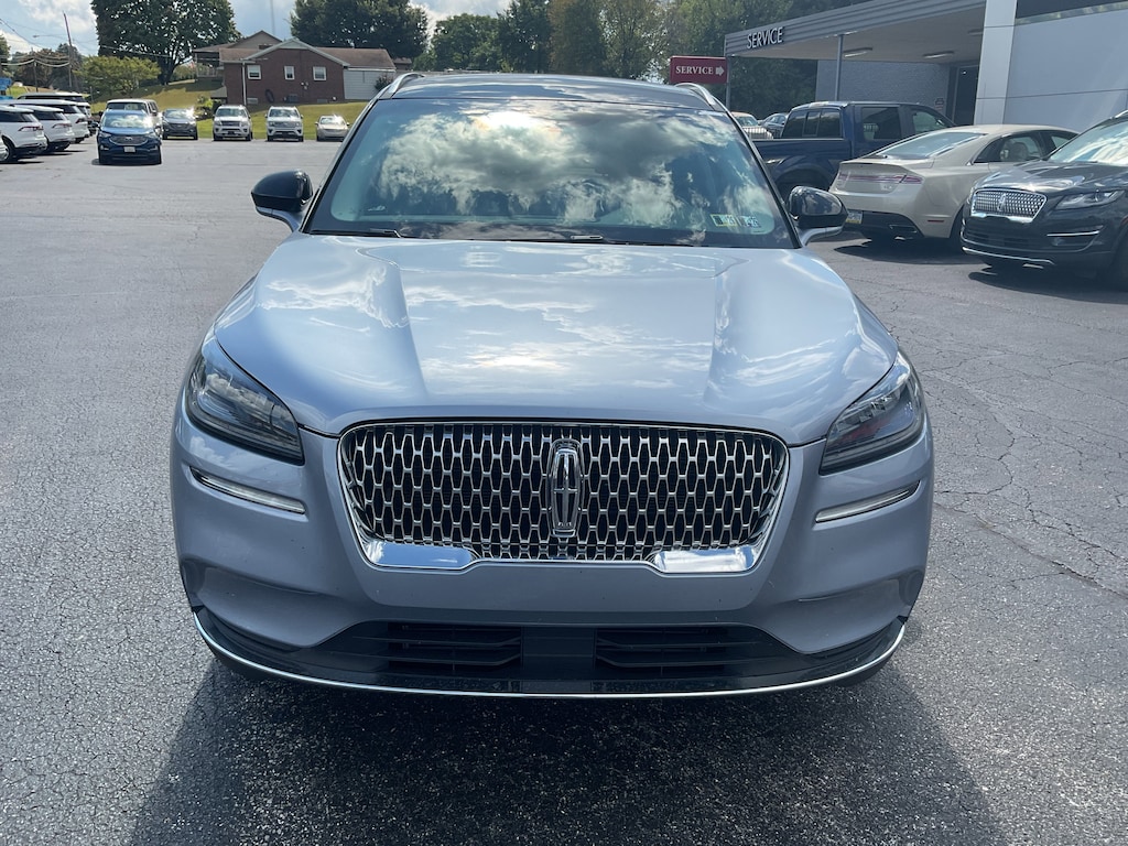 Used 2022 Lincoln Corsair AWD with Pano Roof, Nav, and Elements Package Standard AWD