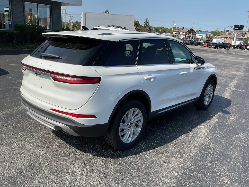 Used 2023 Lincoln Corsair Standard AWD with Navigation and Heated Leather and Lane Ke