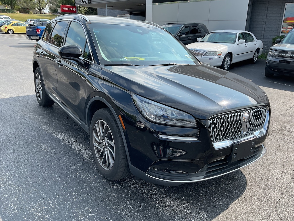 Used 2021 Lincoln Corsair AWDElement Package with Nav and Cooled/Heated Leat Standard AWD
