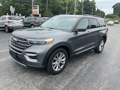 2023 Ford Explorer XLT 4x4 with Navigation and Dual Moon Roof XLT 4WD