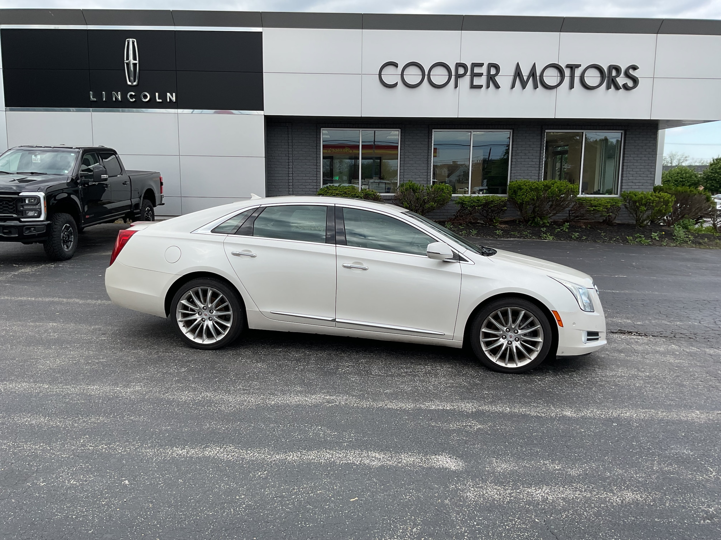 2014 Cadillac XTS Platinum Collection - Photo 9