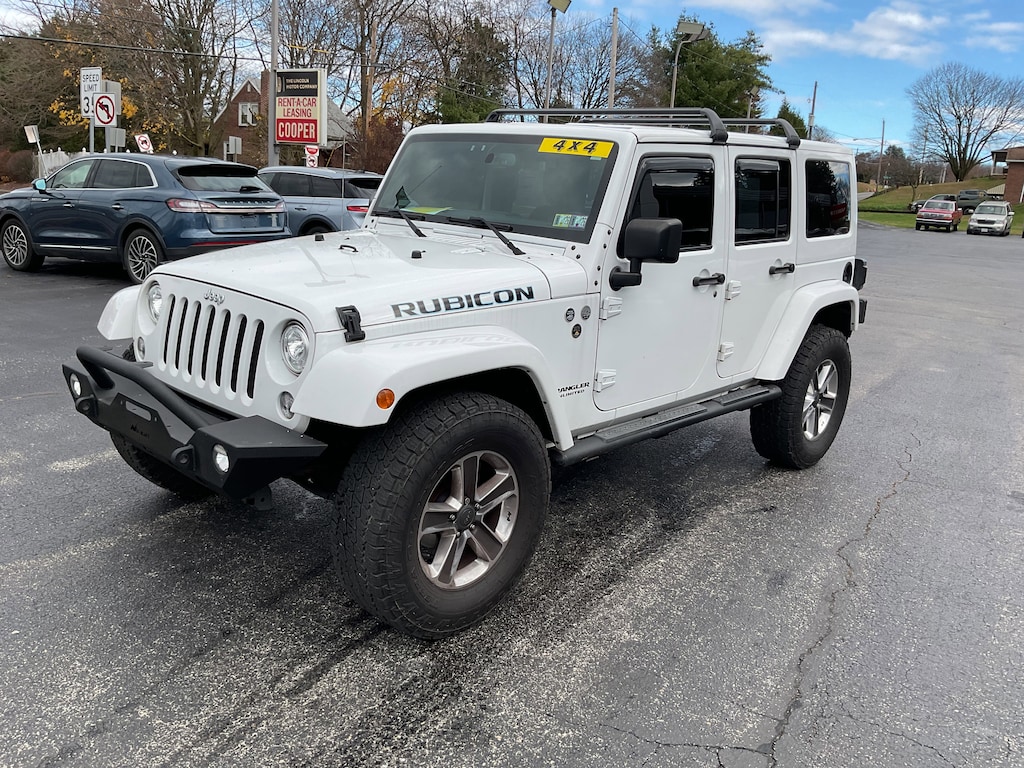 Used 2017 Jeep Wrangler Unlimited Rubicon Unlimited 4x4 with Navigation and Max Tow Rubicon 4x4