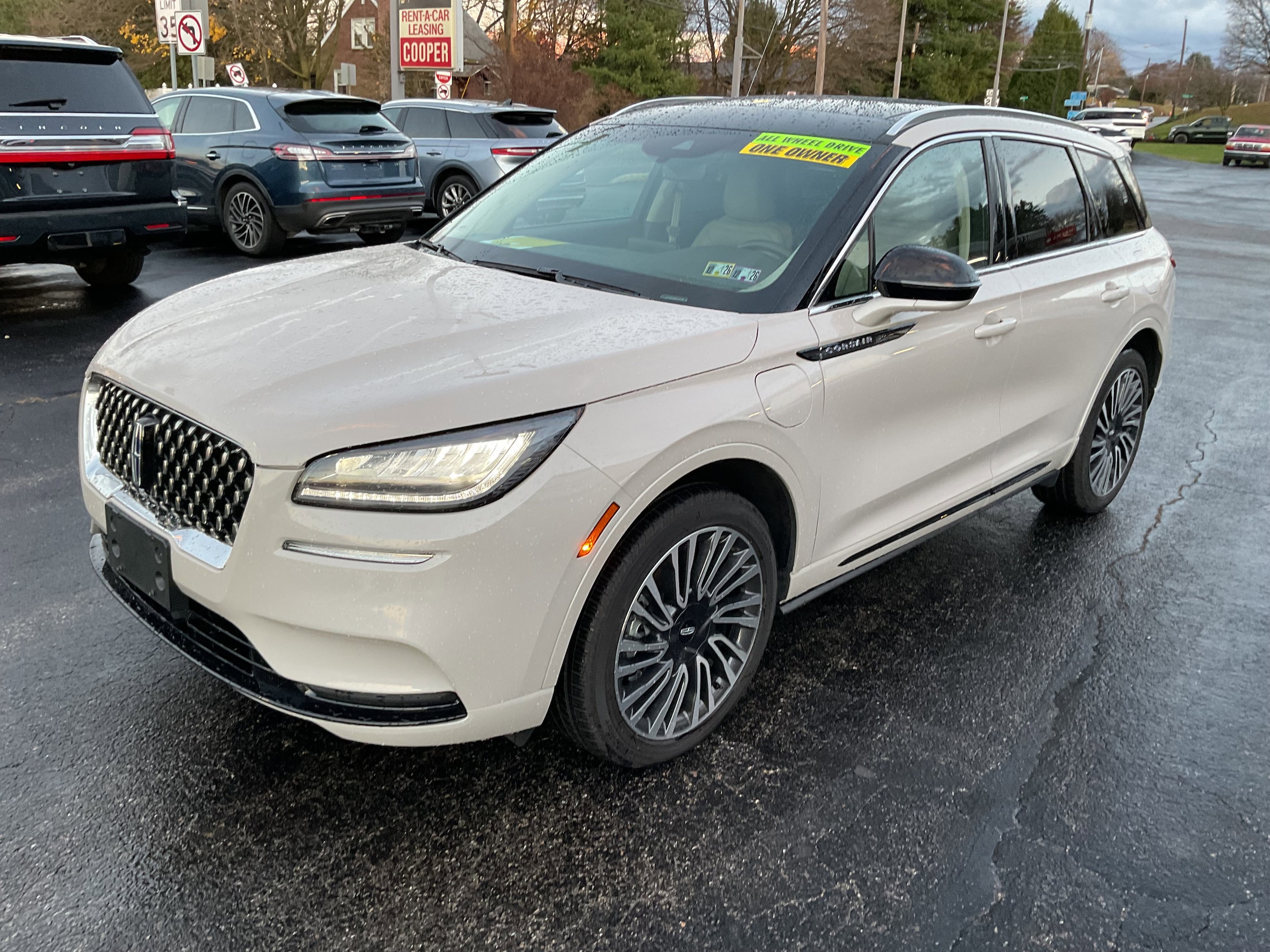2022 Lincoln Corsair Grand Touring's photo