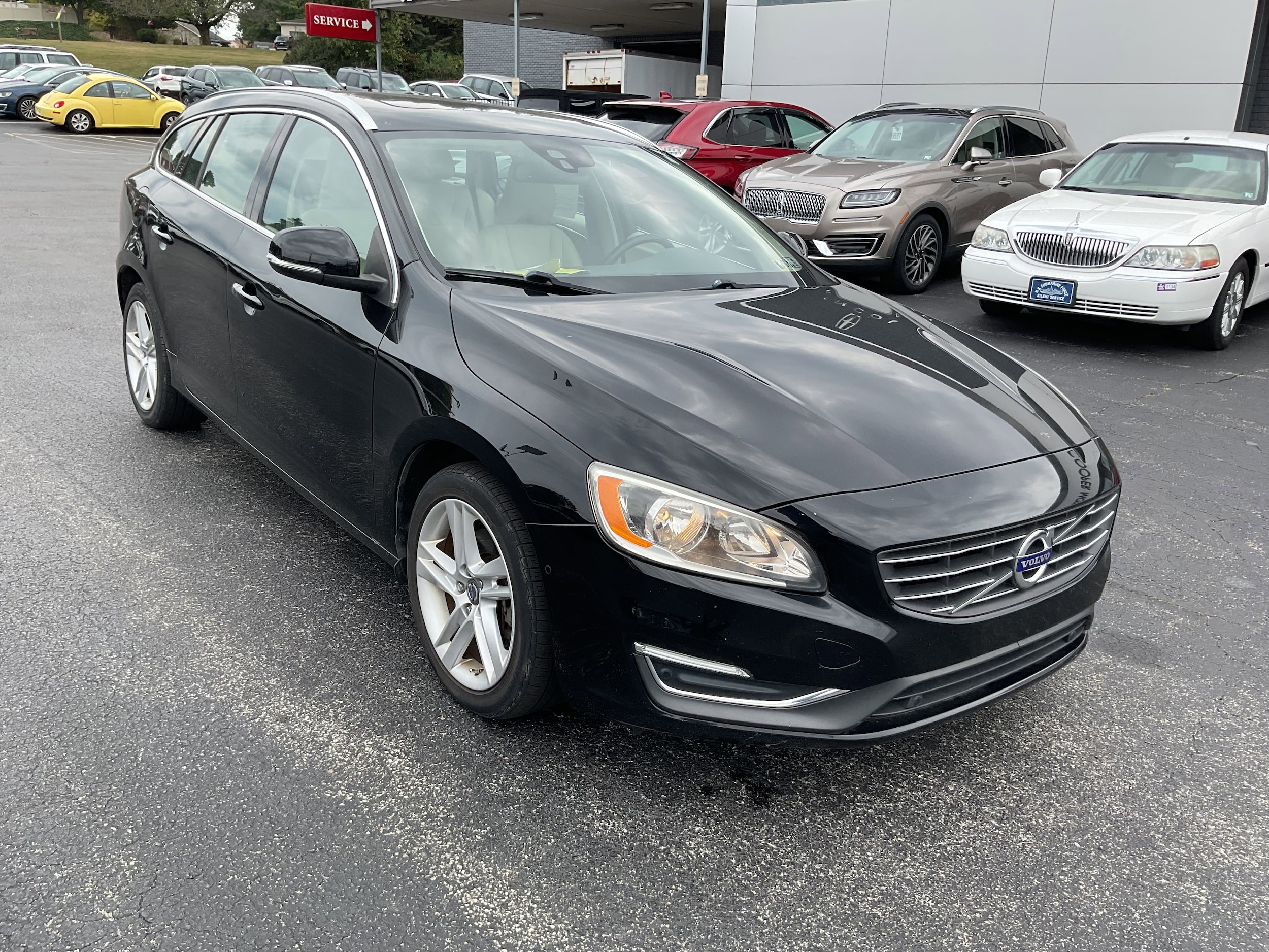 Used 2015 Volvo V60 Premier Plus with VIN YV140MEC0F1208145 for sale in Hanover, PA