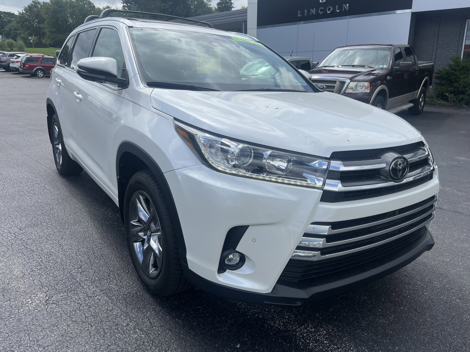 Used 2019 Toyota Highlander Limited with VIN 5TDDZRFH3KS959434 for sale in Hanover, PA