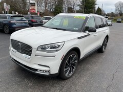 2021 Lincoln Aviator Reserve AWD with Navigation and Pano Moon Roof Reserve AWD