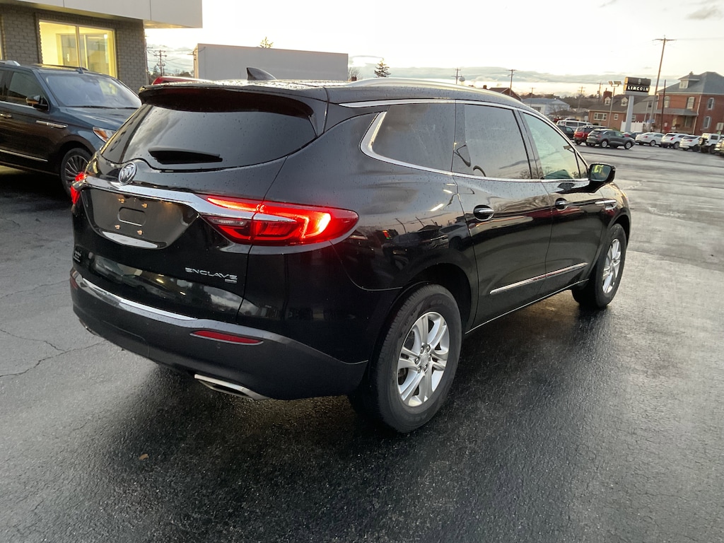 Used 2019 Buick Enclave Essence AWD 7 Passenger with Ht/Cool Leather AWD Essence