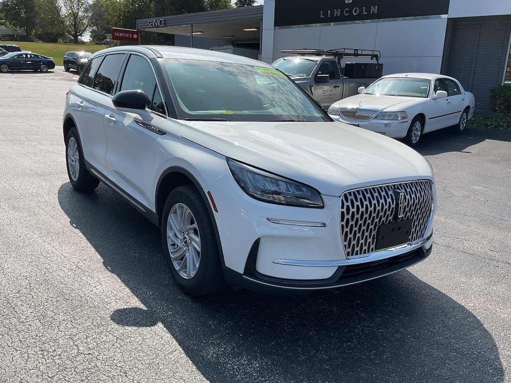 Used 2023 Lincoln Corsair Standard AWD with Navigation and Heated Leather and Lane Ke