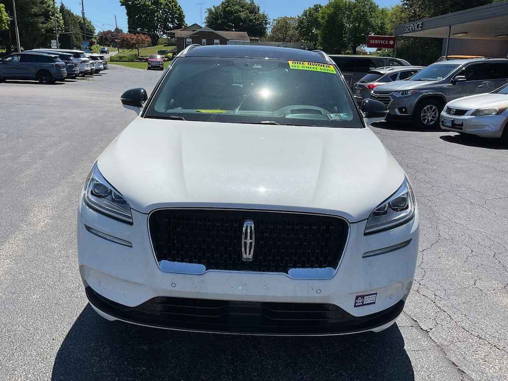 Used 2022 Lincoln Corsair Reserve AWD with Nav, Pano Moon Roof, Tech and Lux Reserve AWD