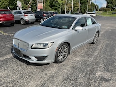 2017 Lincoln MKZ Select with Navigation and Moon Roof Select FWD