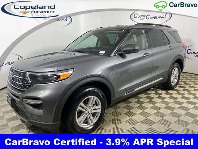 2022 Ford Explorer XLT's photo