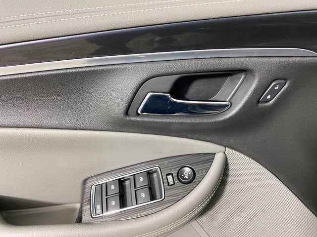 2018 Chevrolet Impala 1LT - Photo 12