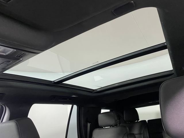 2022 Chevrolet Tahoe LT - Photo 23