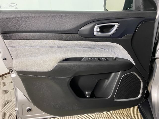 2023 Jeep Compass Latitude - Photo 12